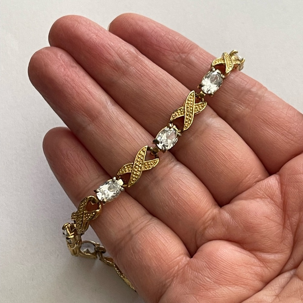 Oval diamanté classic gold tone metal X Link bracelet - Picture 3 of 7